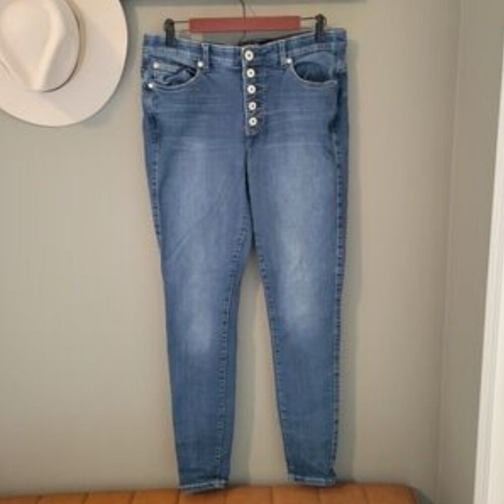 Torrid Bombshell Skinny Jeans Size 14T